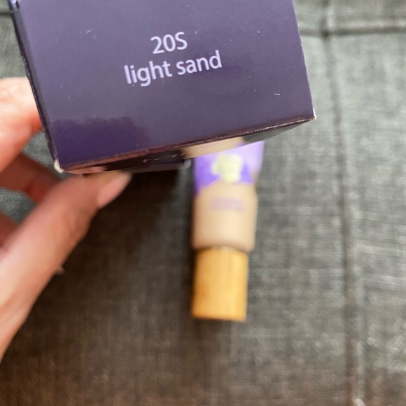 Tarte cosmetics Maracuja juicy glow skin tint - Picture 3 of 3